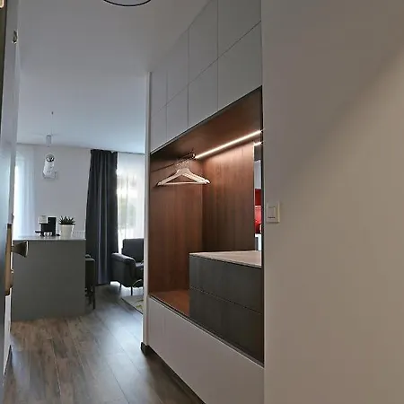 Modern Near The Centre Urban Апартаменты Братислава